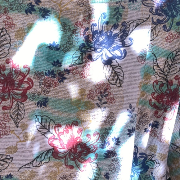 Men’s Floral Tee Shirt NWOT - Picture 3 of 6